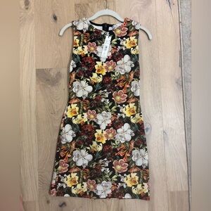 Alice and Olivia dress 
Size 2